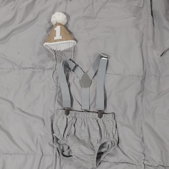 First Birthday Cake Smash Outfit - Picture 1 of 3